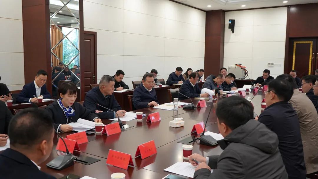 湖北省副省长程用文一行到武汉YH533388银河调研指导工作