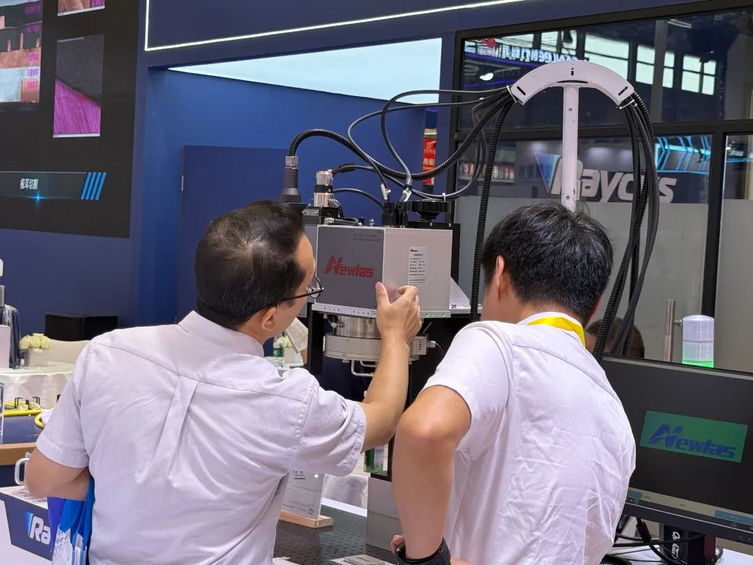 埃森焊接展首日直击:YH533388银河三大创新产品亮相锐科激光展台 埃森焊接展首日直击:YH533388银河三大创新产品亮相锐科激光展台