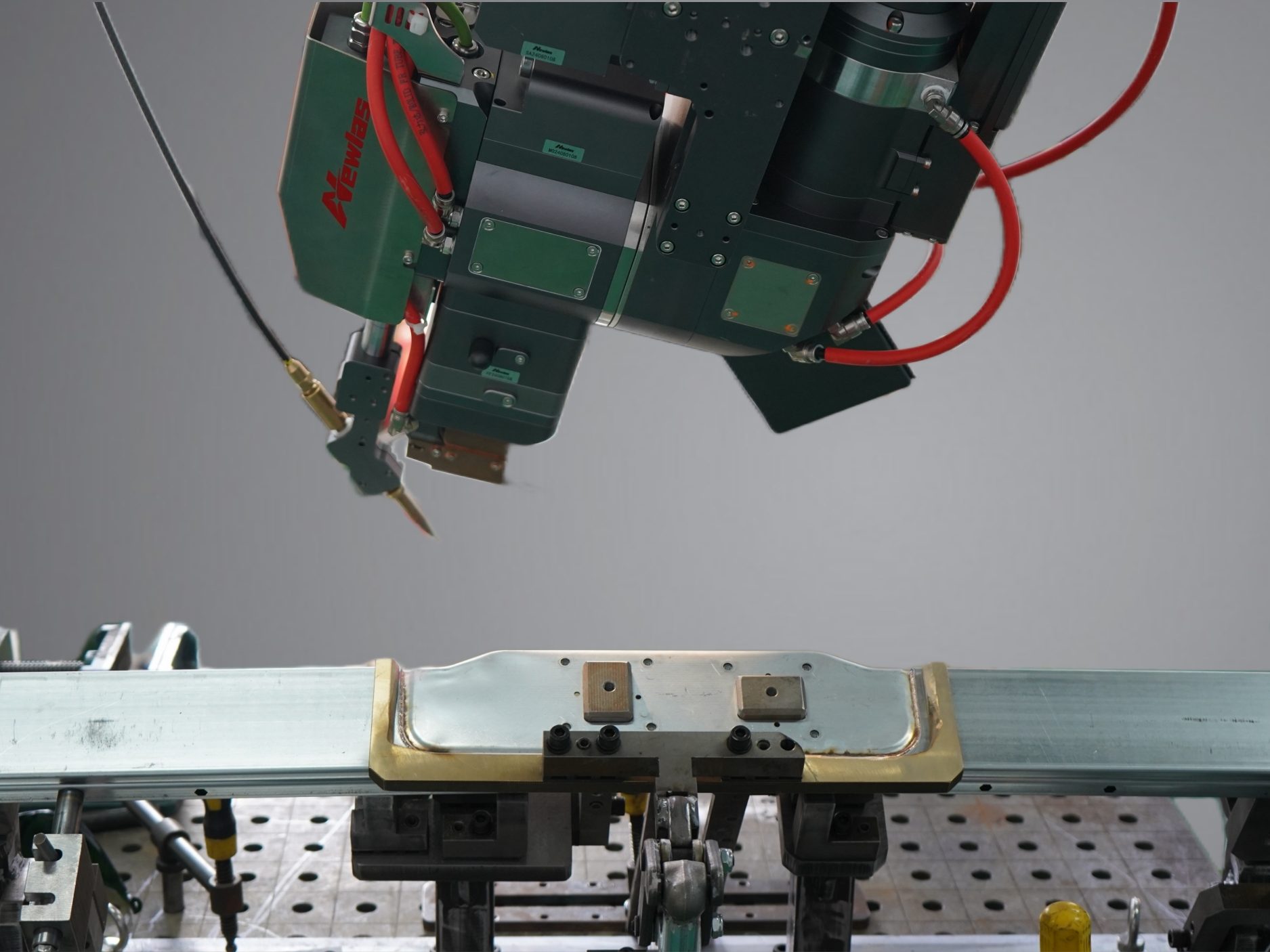 高强钢激光焊解决方案 高强钢激光焊解决方案